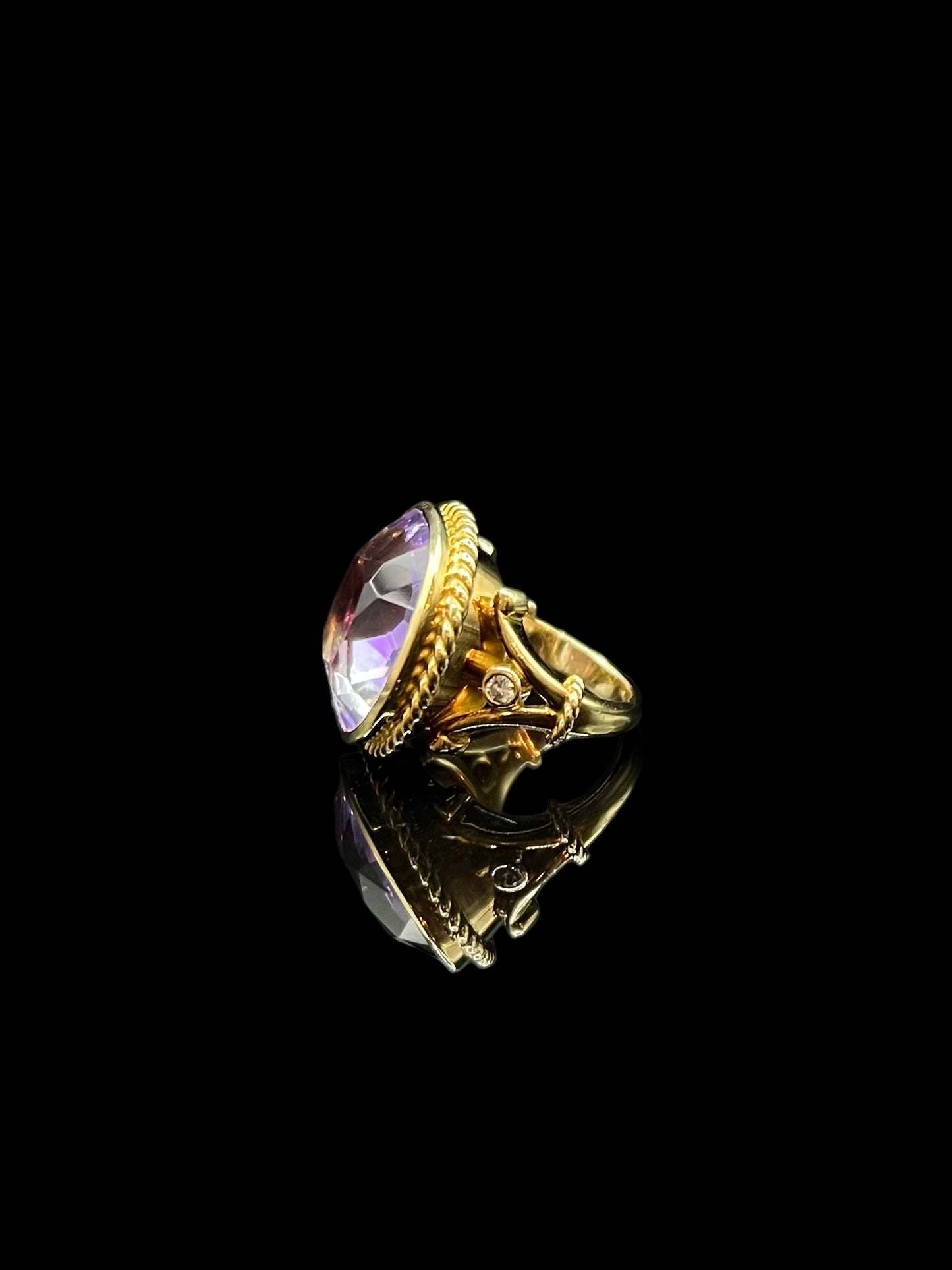 Vintage Yellow Gold Amethyst & Diamond Cocktail Ring