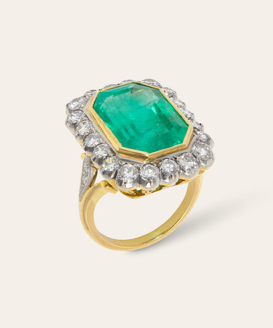 Vintage Colombian Emerald and Diamond Ring