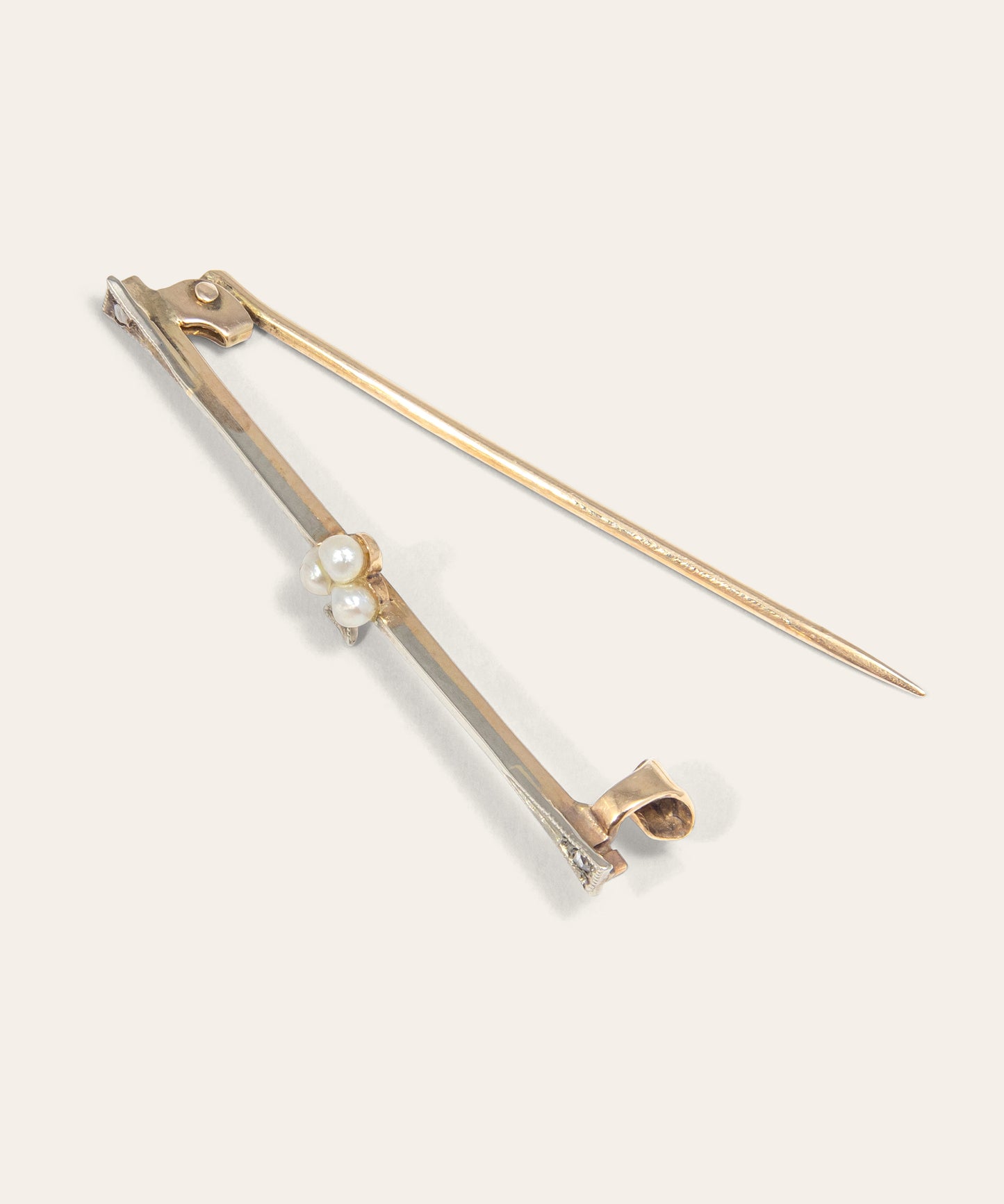 Vintage Yellow Gold Pearl & Diamond Dainty Pin Brooch