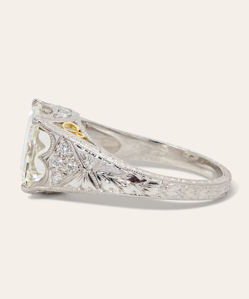 Vintage Platinum and Diamond Ring