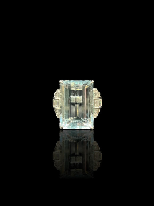 Vintage Art Deco Style Platinum Aquamarine & Diamond Ring