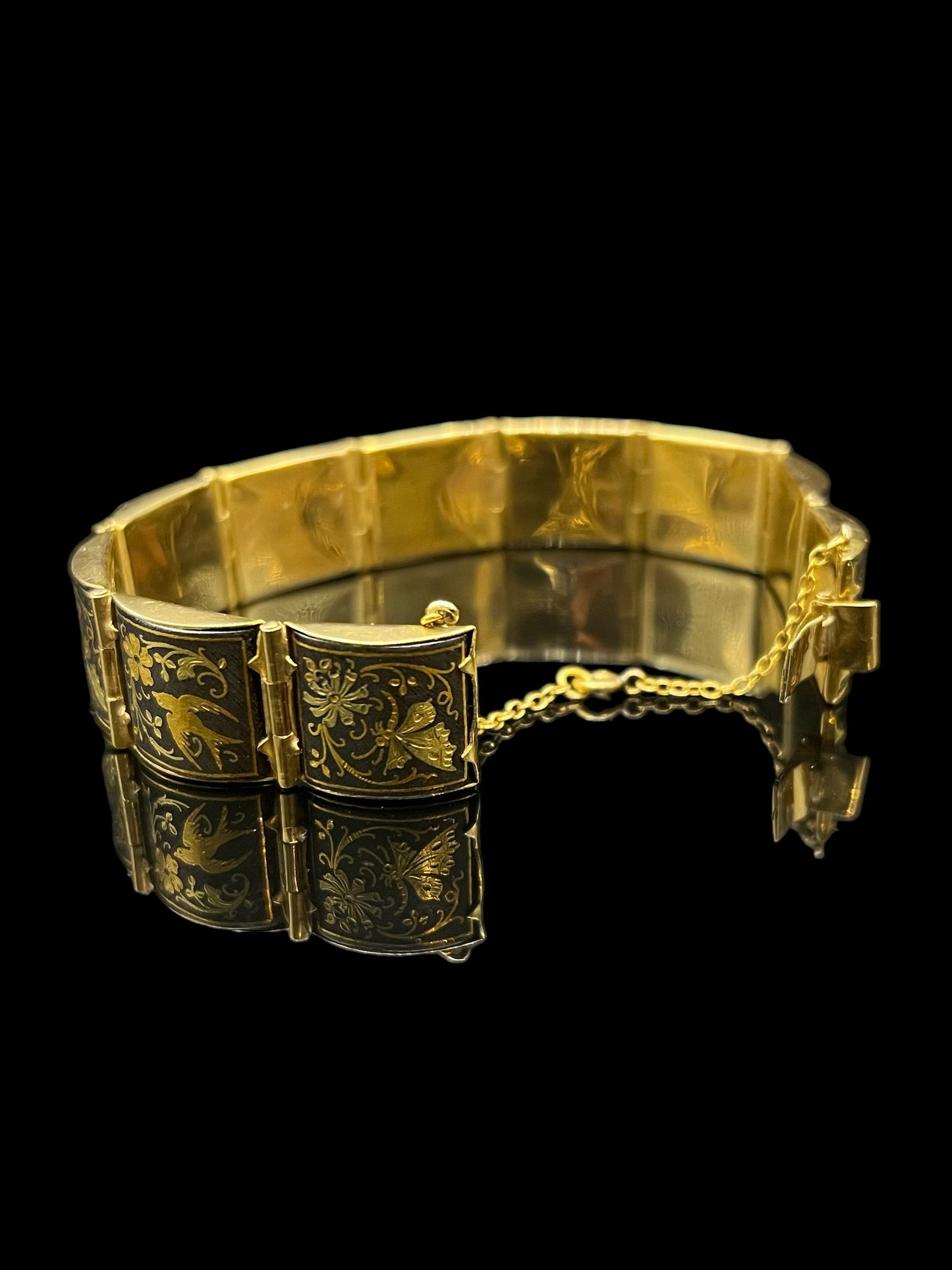 Antique Yellow Gold Shakudo Detailed French Bracelet