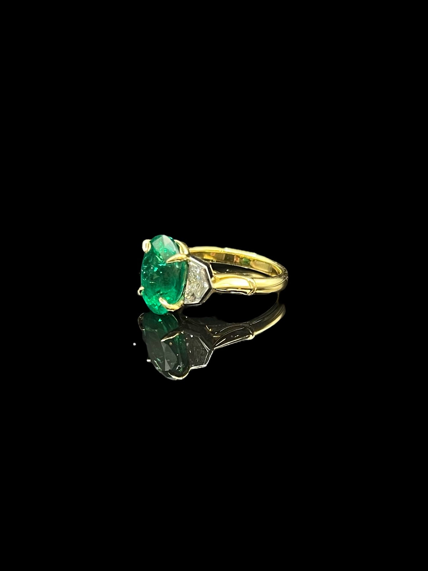 Modern Yellow Gold & Platinum Zambian Emerald Diamond Dress Ring