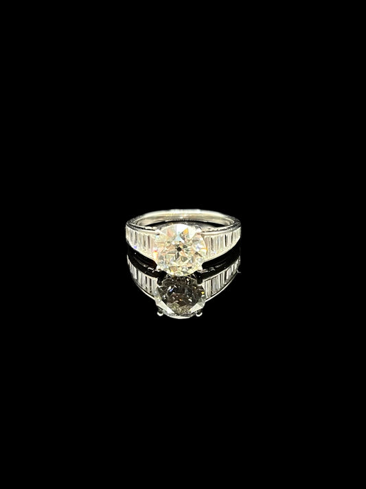 Vintage Platinum Diamond Solitaire Dress Ring