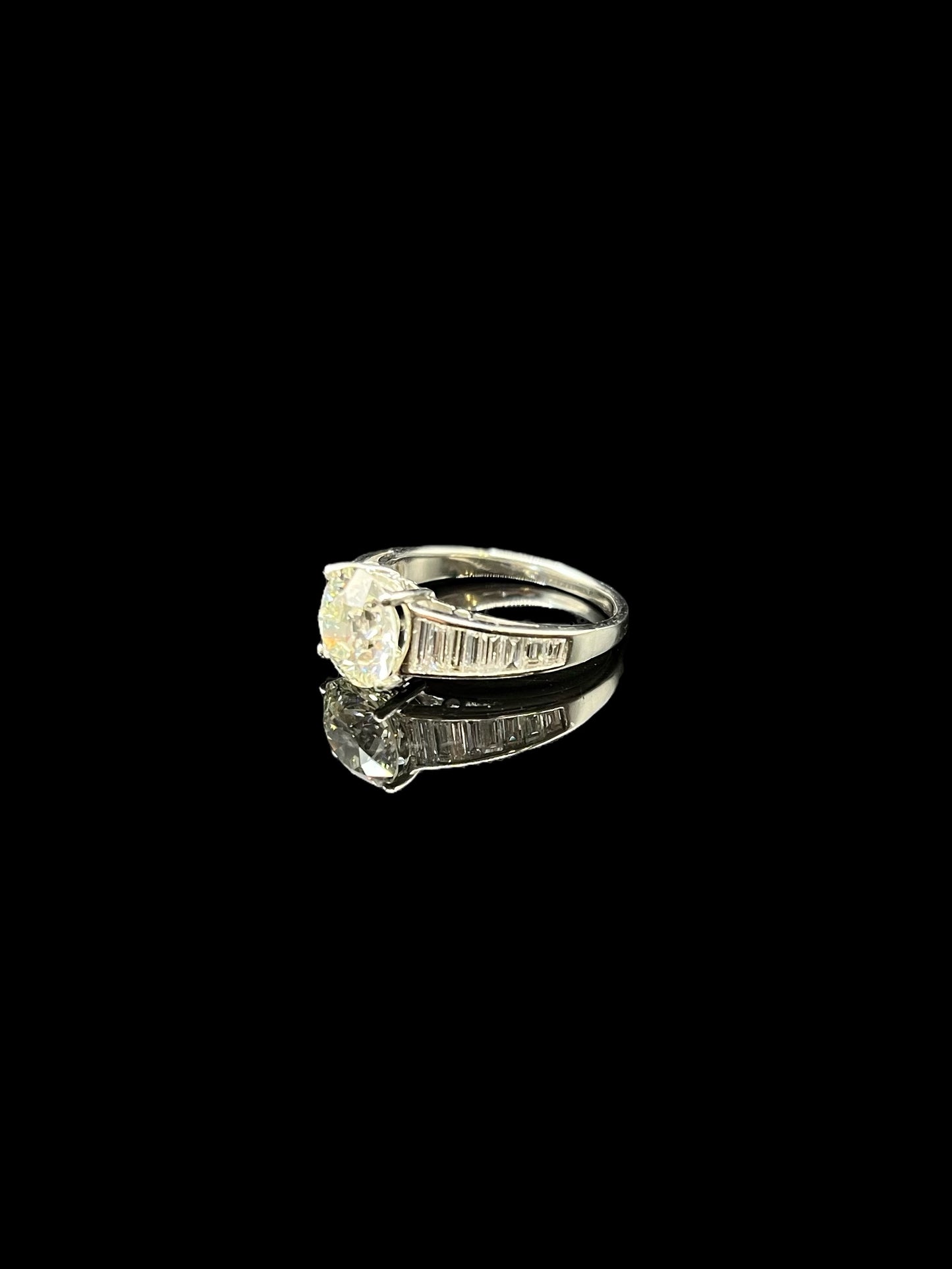 Vintage Platinum Diamond Solitaire Dress Ring