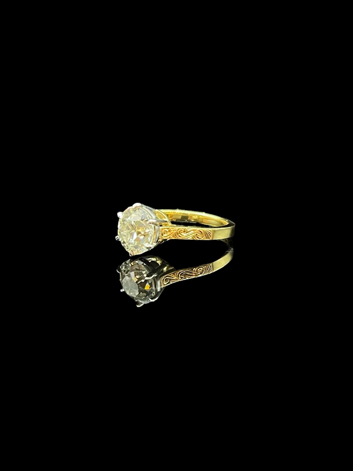 Antique Yellow Gold & Platinum Filigree Detailed Diamond Solitaire Ring